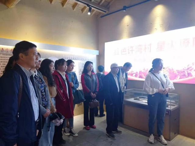 党史学习教育 我校信息工程学院党总支参观博爱县许湾村红色教育基地 焦作大学